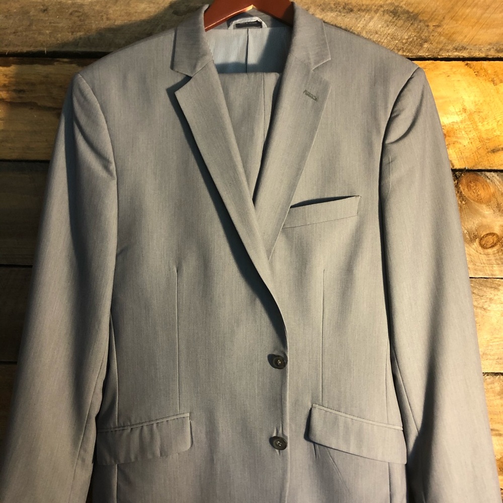 Men’s Suit